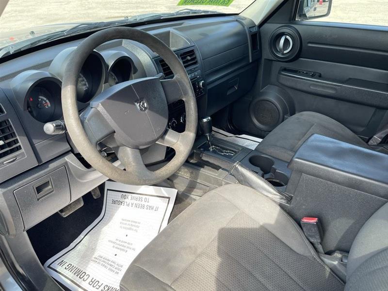 Dodge Nitro 2WD 4dr Heat 2011