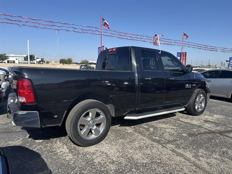 RAM 1500 Big Horn 4x2 Quad Cab 6'4" Box 2017