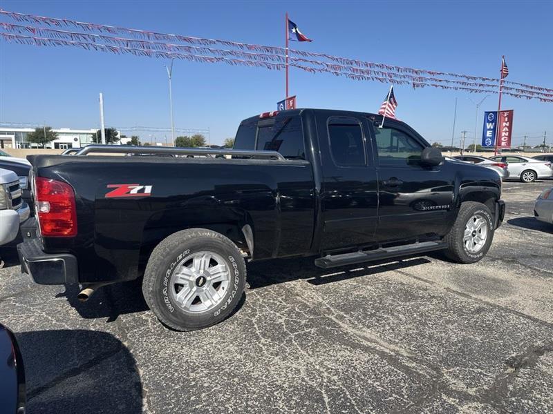 Chevrolet Silverado 1500 2WD Ext Cab 143.5" LTZ 2008