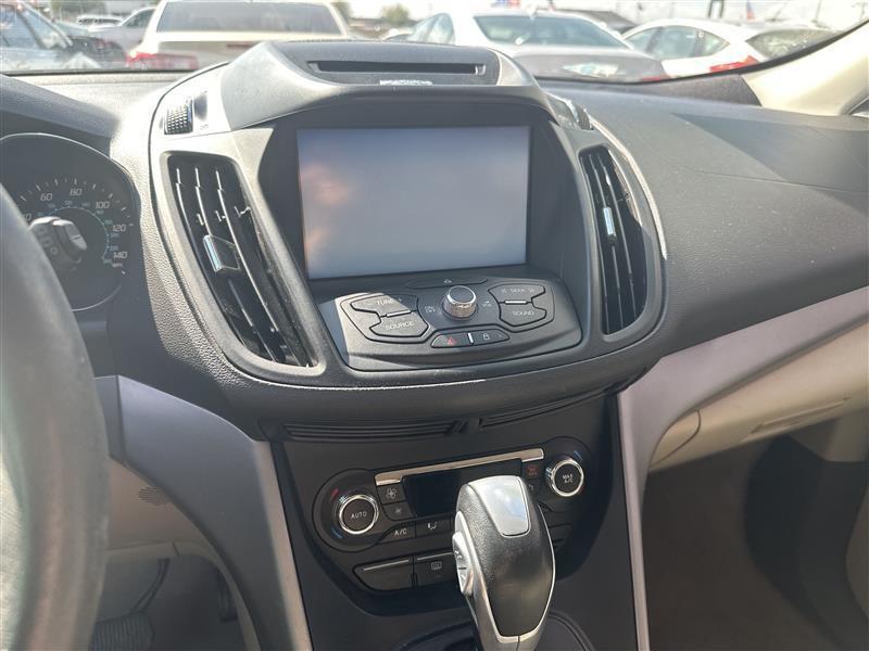 Ford Escape photo 7