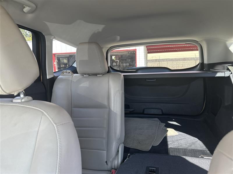 Ford Escape photo 8