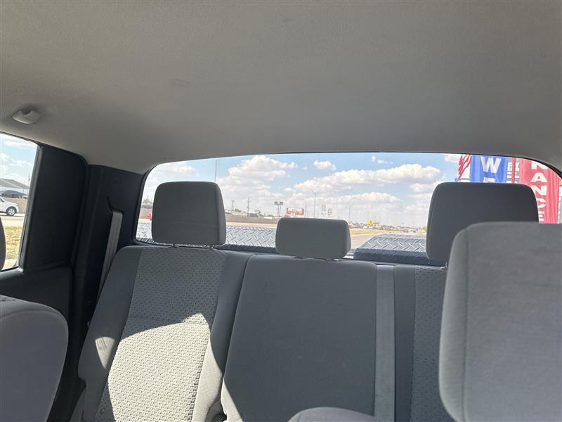 Toyota Tundra photo 8