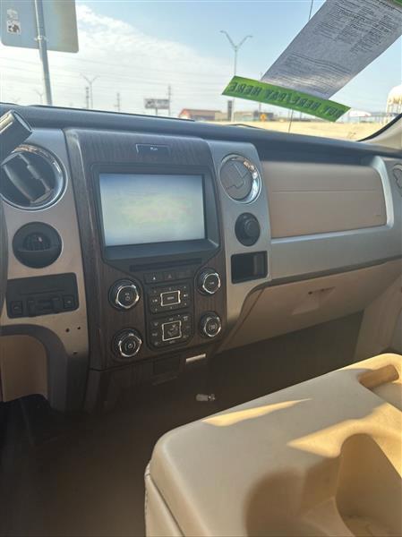 Ford F-150 2WD SuperCrew 145" Platinum 2014