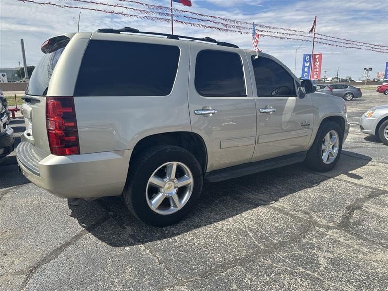 Chevrolet Tahoe photo 5