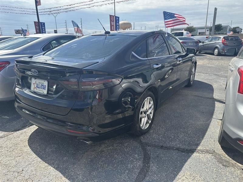 Ford Fusion photo 5
