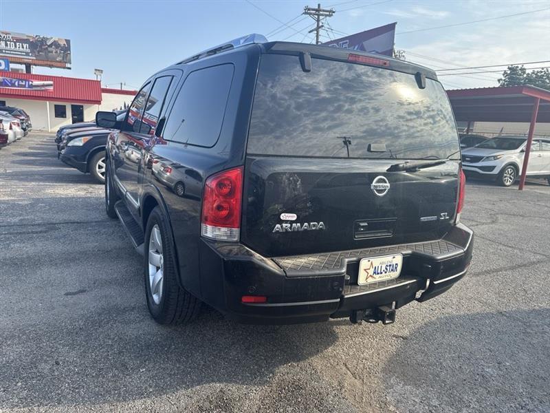 Nissan Armada 2WD 4dr SL 2014