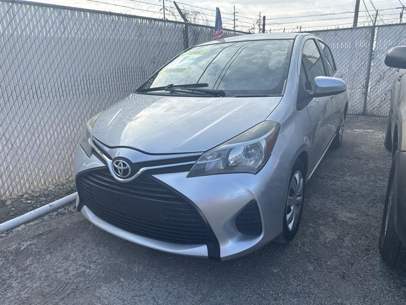 Toyota Yaris 5dr Liftback Man SE (Natl) 2015
