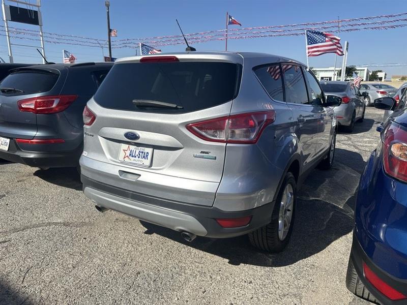 Ford Escape FWD 4dr SE 2016