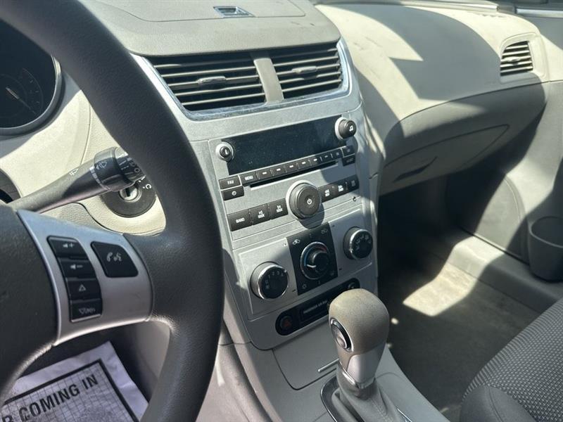 Chevrolet Malibu 4dr Sdn LS w/1LS 2012