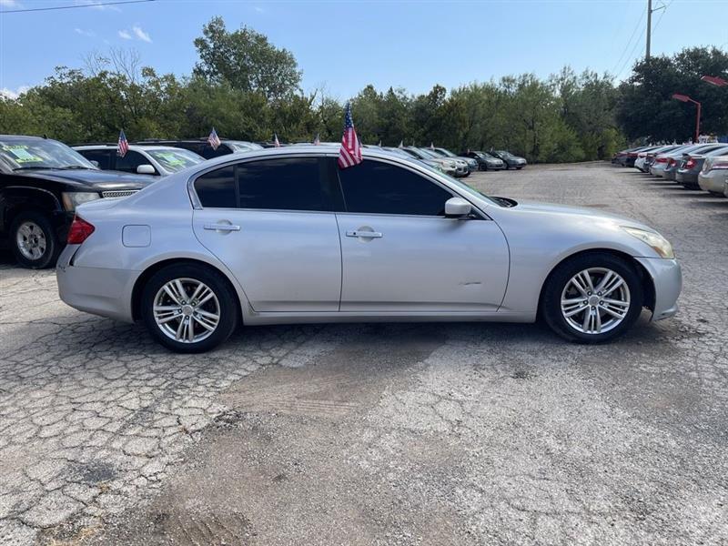 Infiniti G37 Sedan 4dr Journey RWD 2012