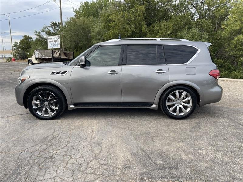 Infiniti QX80 photo 3