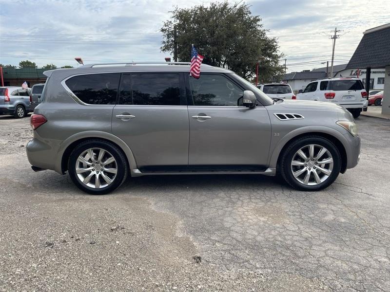 Infiniti QX80 photo 7