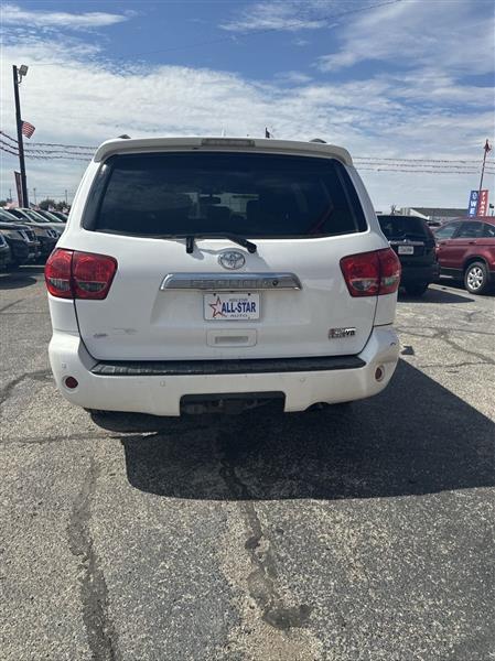 Toyota Sequoia RWD 5.7L Limited (Natl) 2012