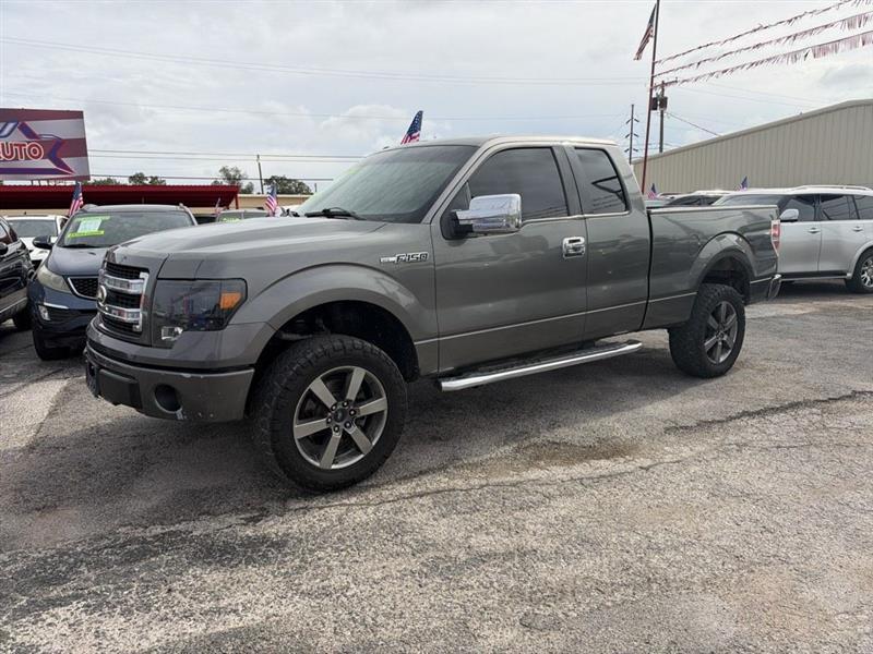 Ford F-150 2WD SuperCab 145" XLT 2014