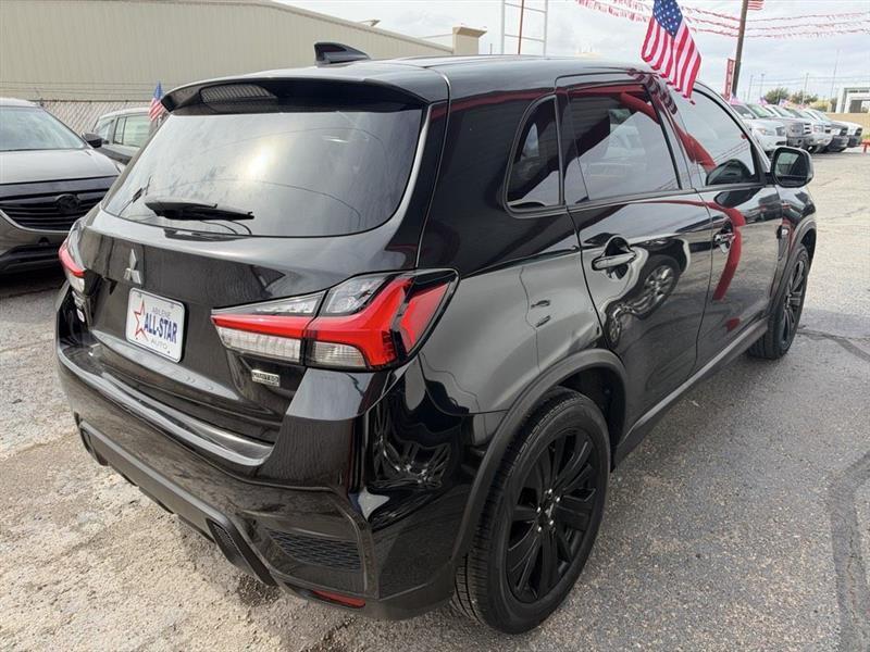 Mitsubishi Outlander Sport ES 2.0 CVT 2021