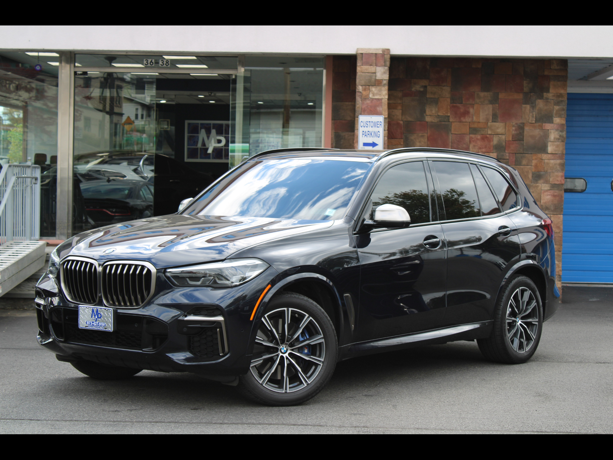 2022 BMW X5 M50i Sports Activity Vehicle