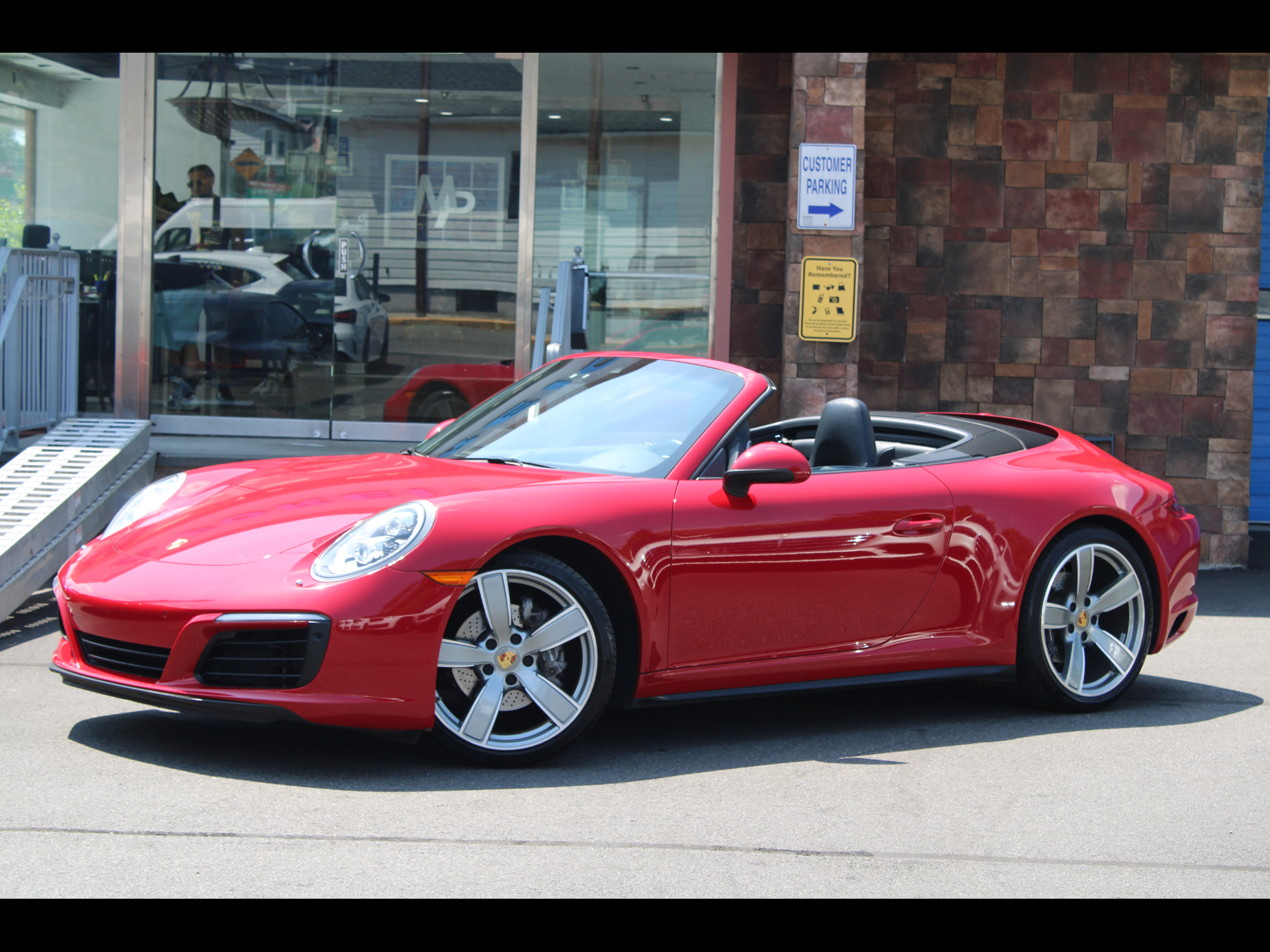 2017 Porsche 911 Carrera's photo