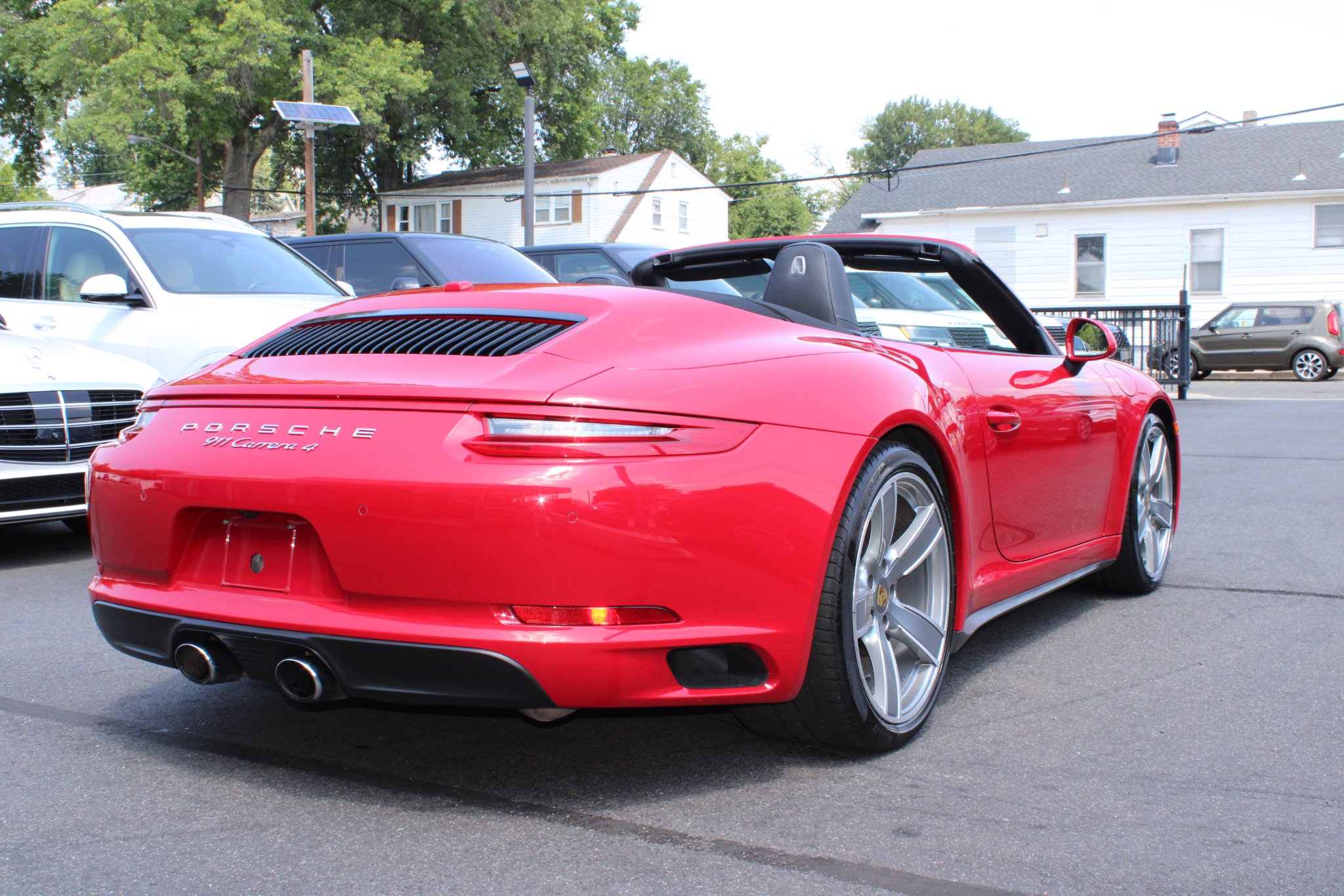 Porsche 911 Carrera Cabriolet 2017