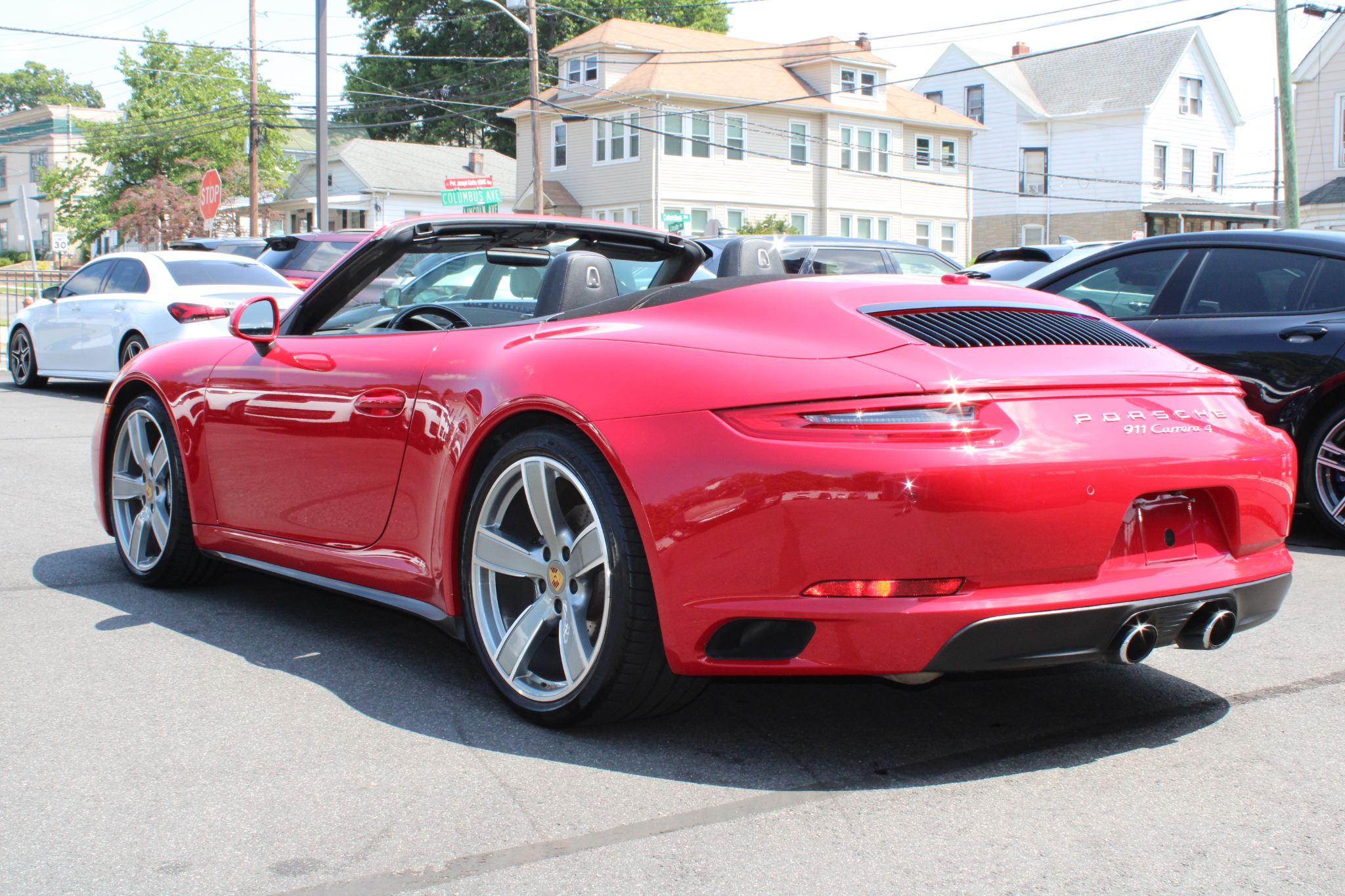 Porsche 911 Carrera Cabriolet 2017