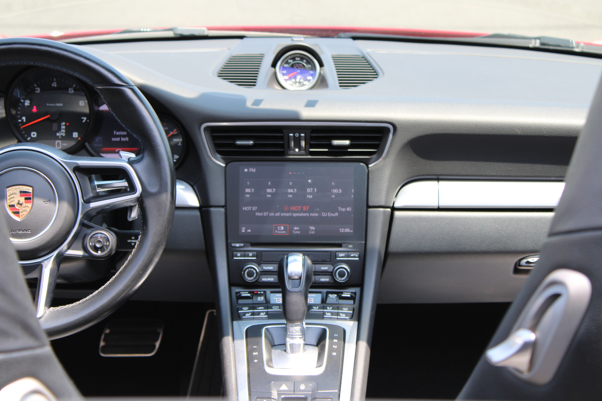 Porsche 911 Carrera Cabriolet 2017