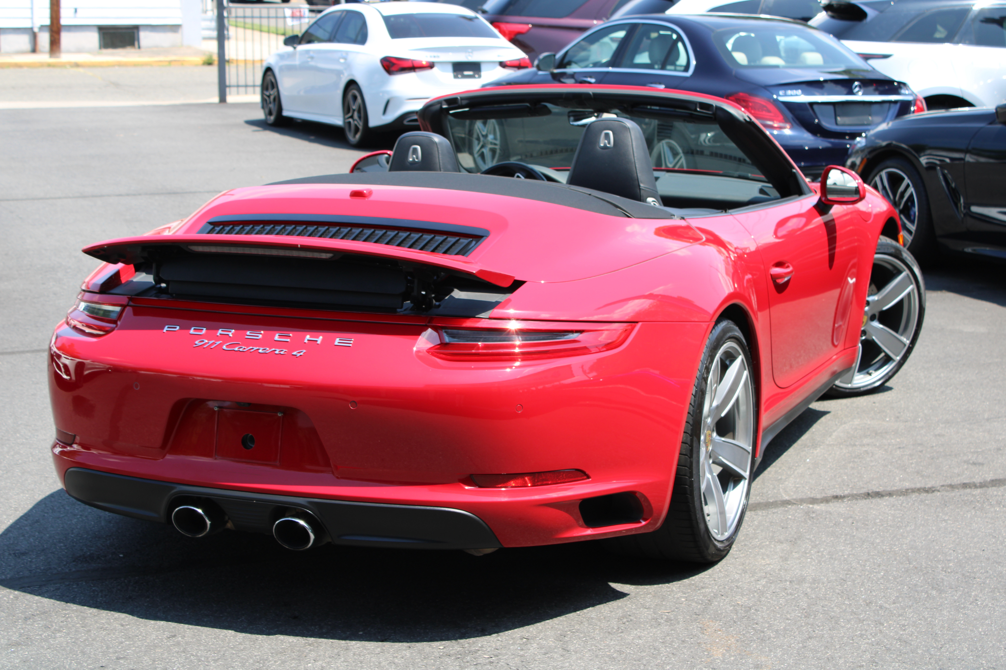 Porsche 911 Carrera Cabriolet 2017
