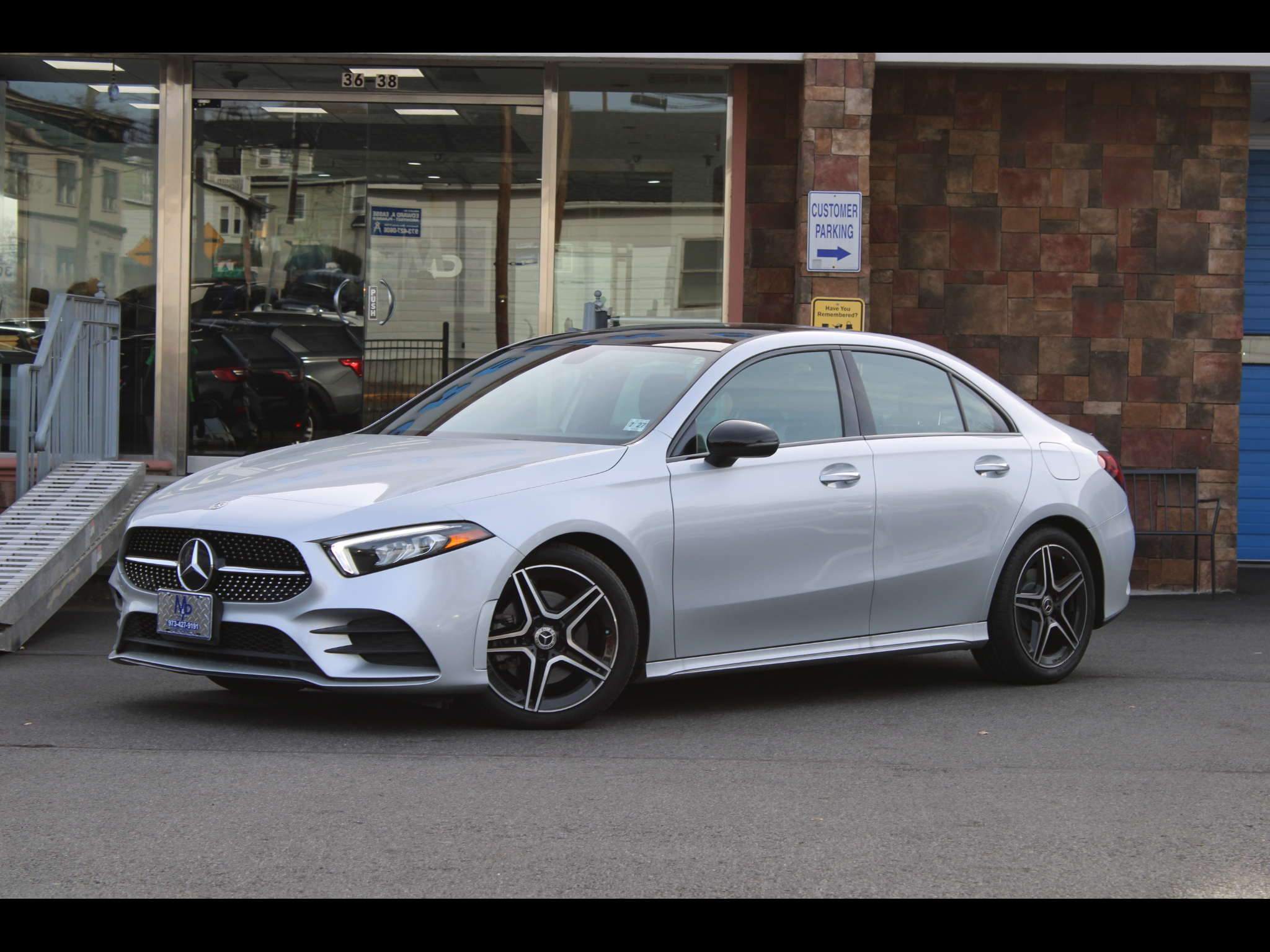 2022 Mercedes-Benz A-Class A 220 4MATIC Sedan