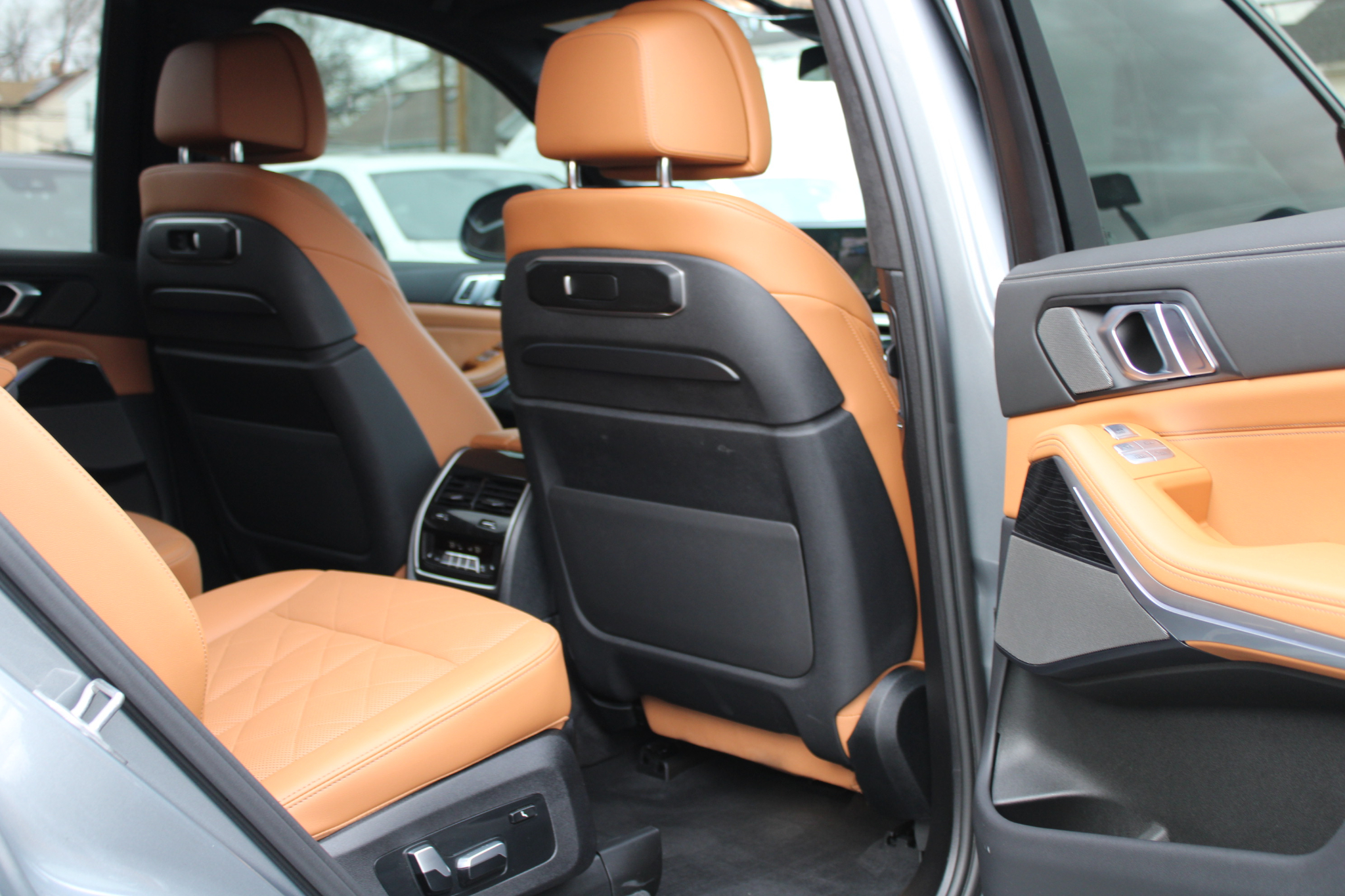 BMW X7 xDrive40i Sports Activity Vehicle 2024