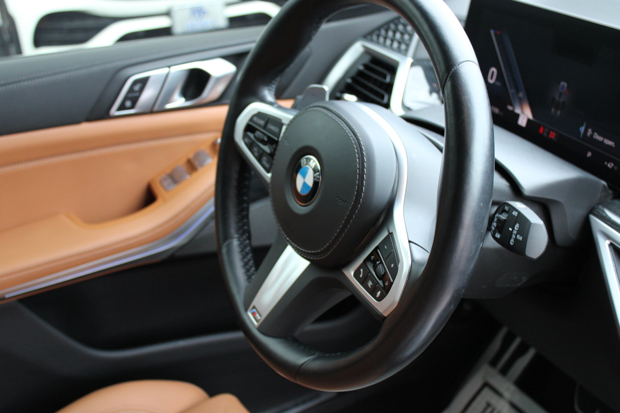 BMW X7 xDrive40i Sports Activity Vehicle 2024