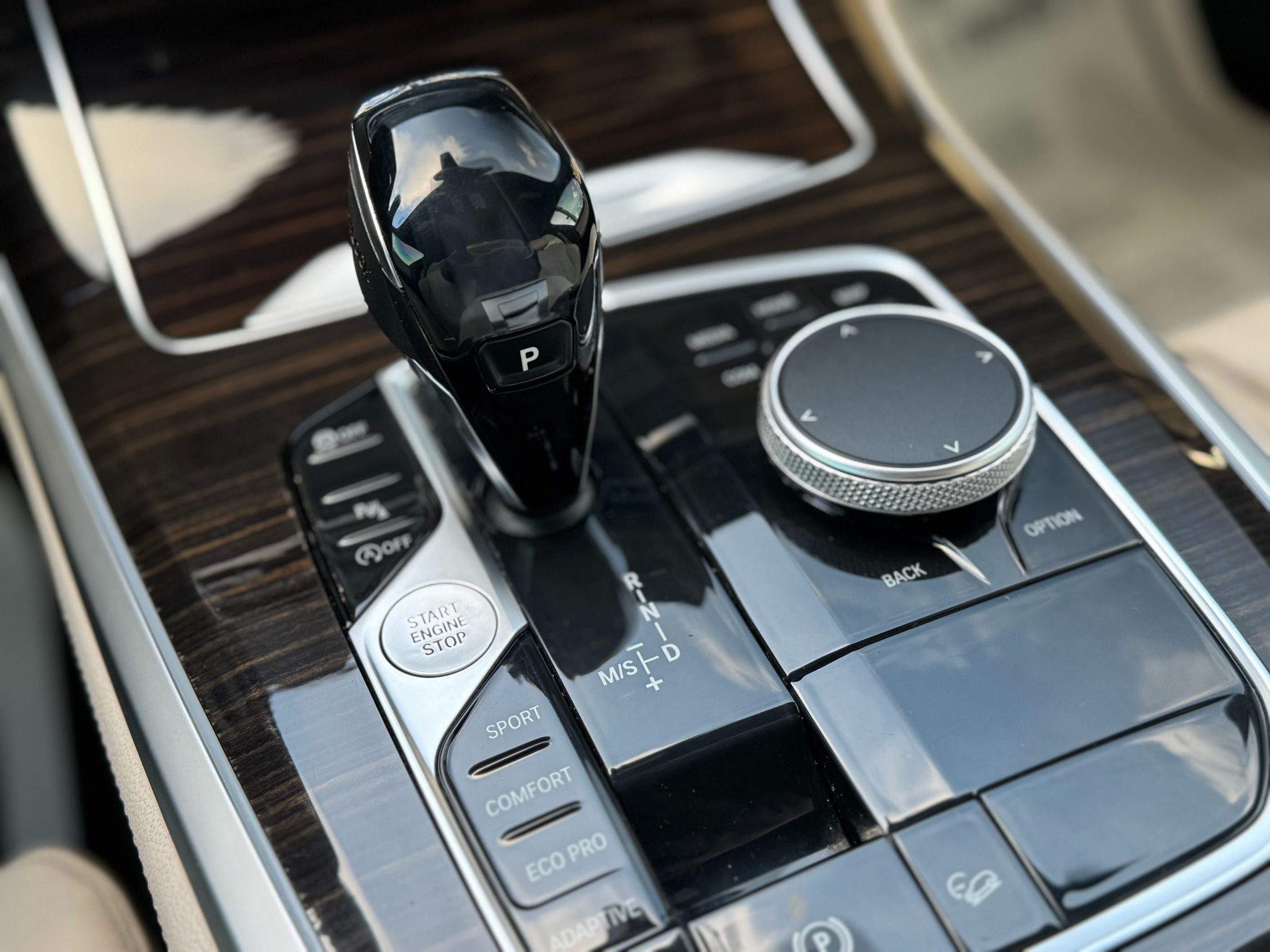 BMW X5 xDrive40i Sports Activity Vehicle 2020