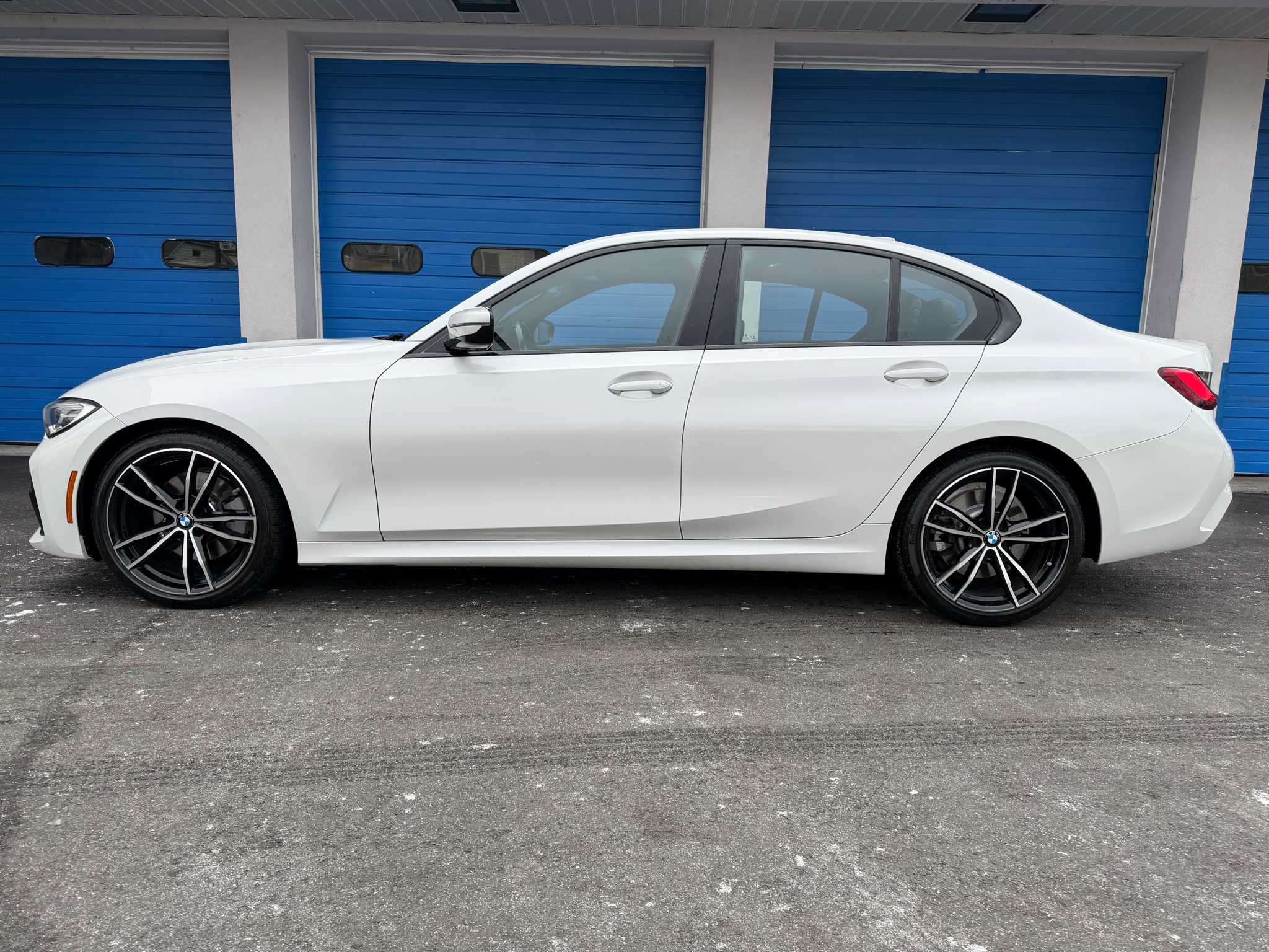 BMW 3 Series 330i xDrive Sedan 2019