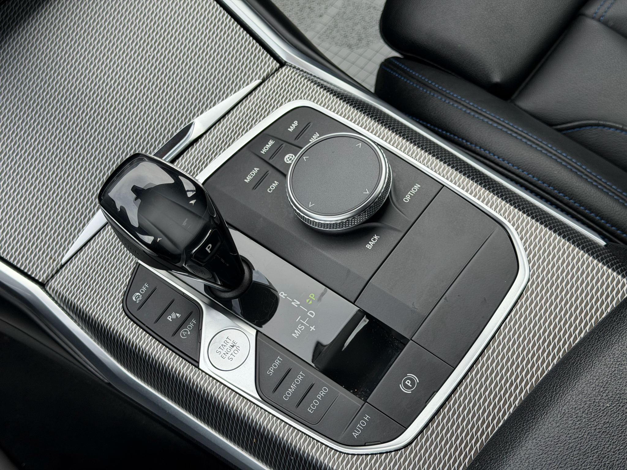 BMW 3 Series 330i xDrive Sedan 2019