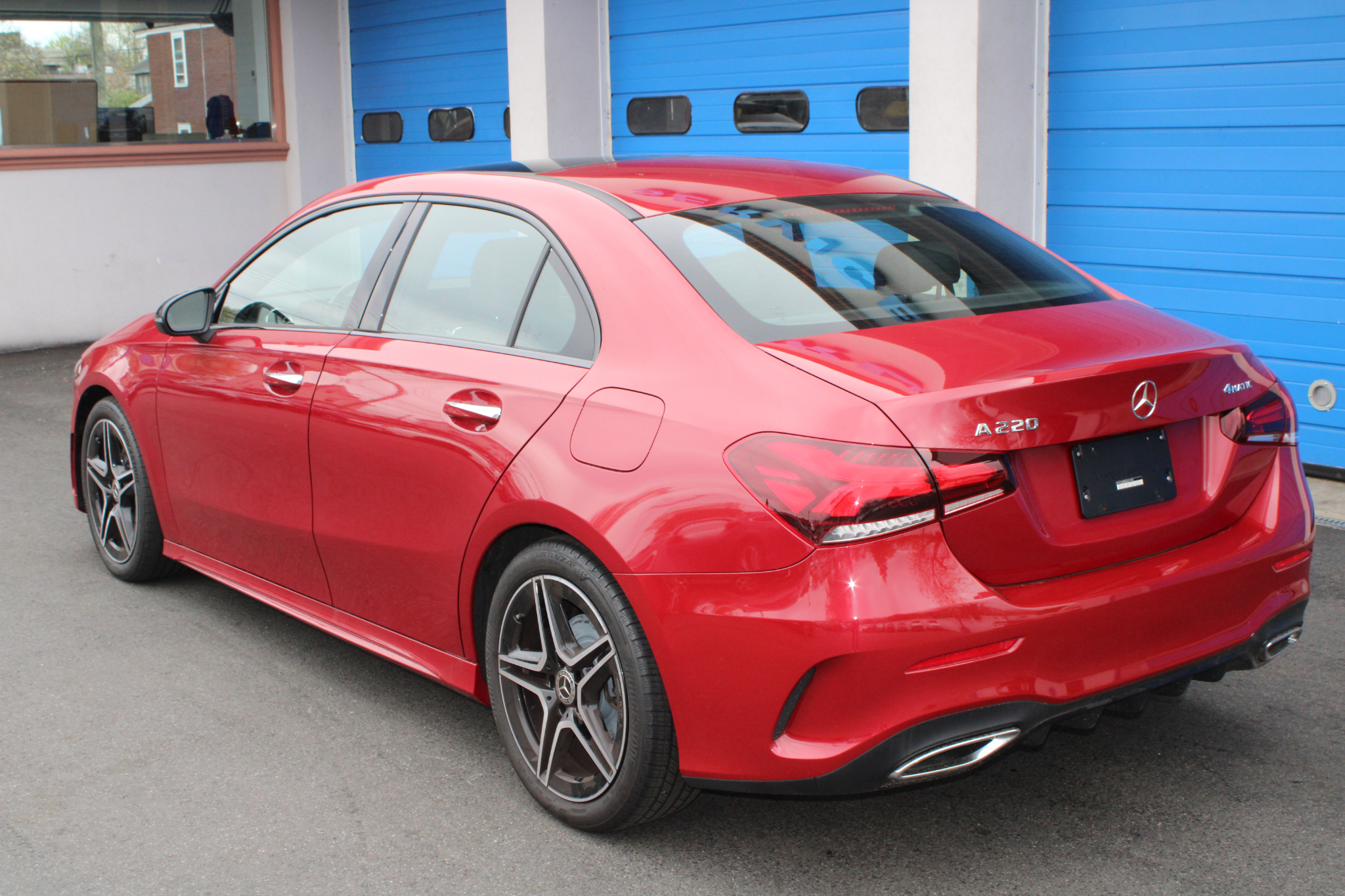 Mercedes-Benz A-Class A 220 4MATIC Sedan 2022