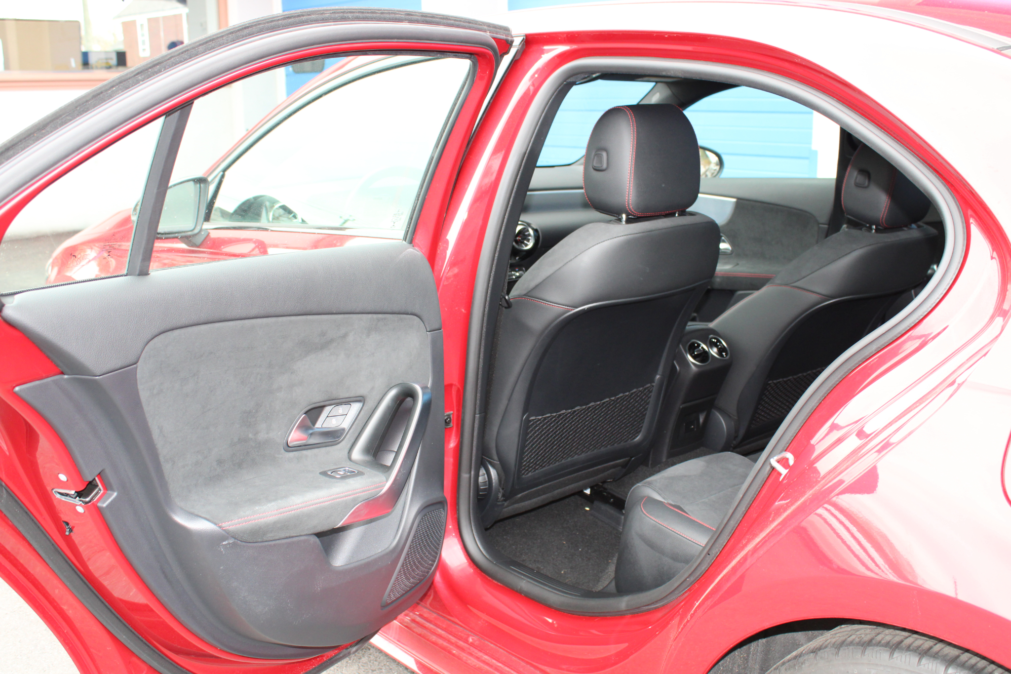 Mercedes-Benz A-Class A 220 4MATIC Sedan 2022