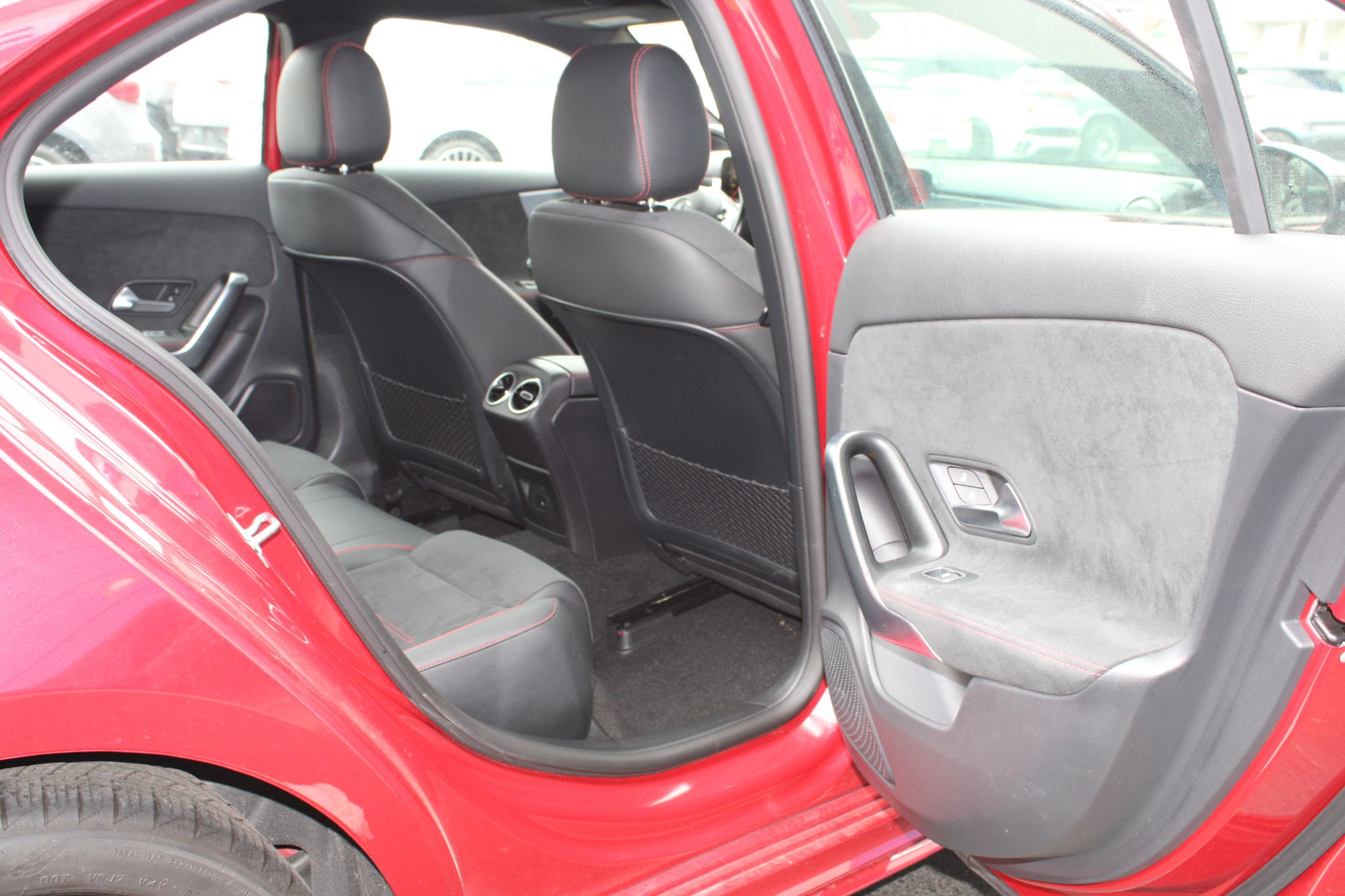 Mercedes-Benz A-Class A 220 4MATIC Sedan 2022