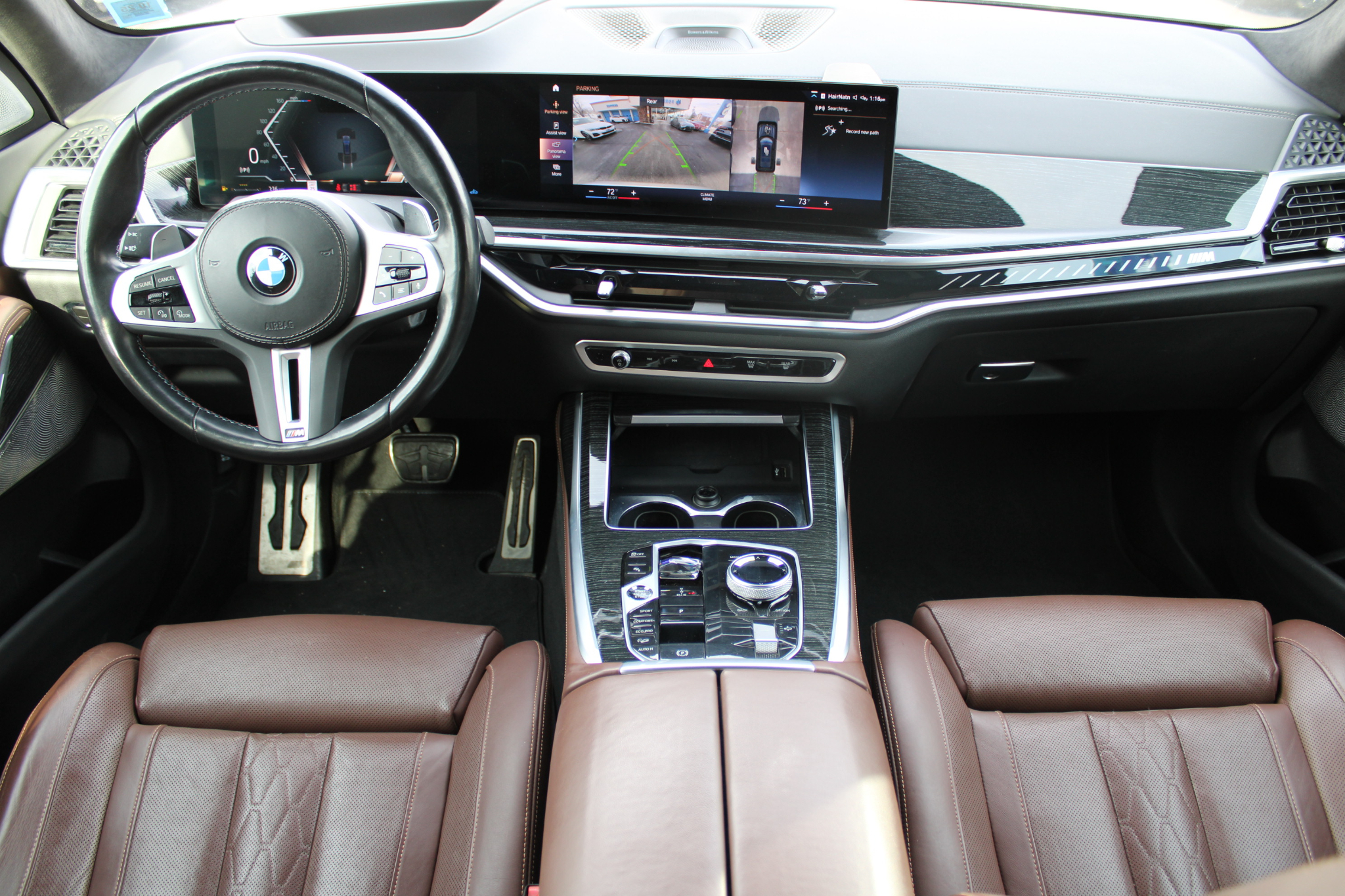 BMW X7 M60i Sports Activity Vehicle 2023