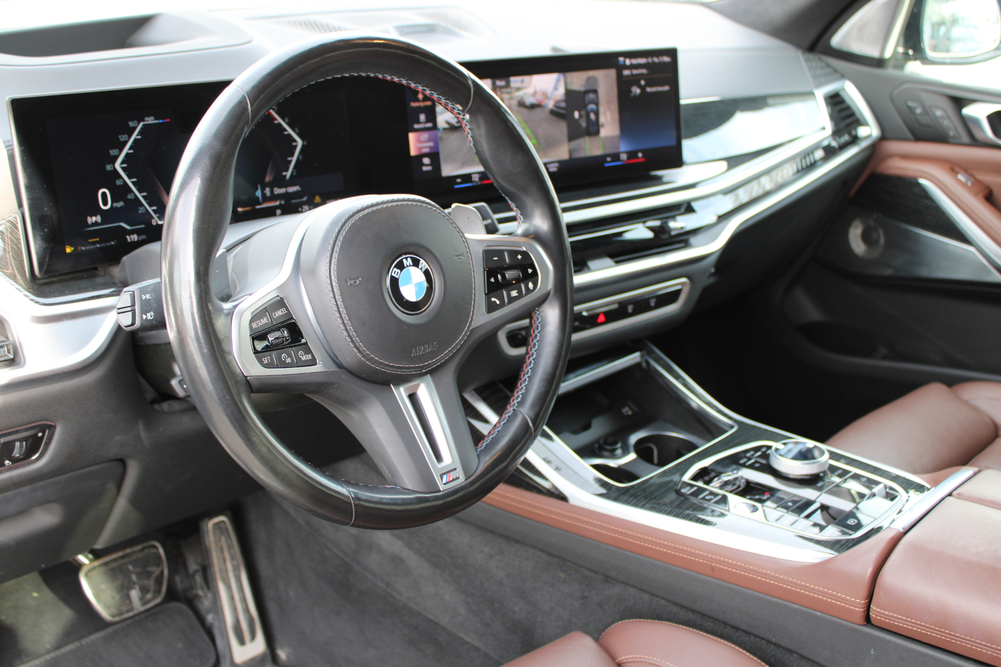 BMW X7 M60i Sports Activity Vehicle 2023