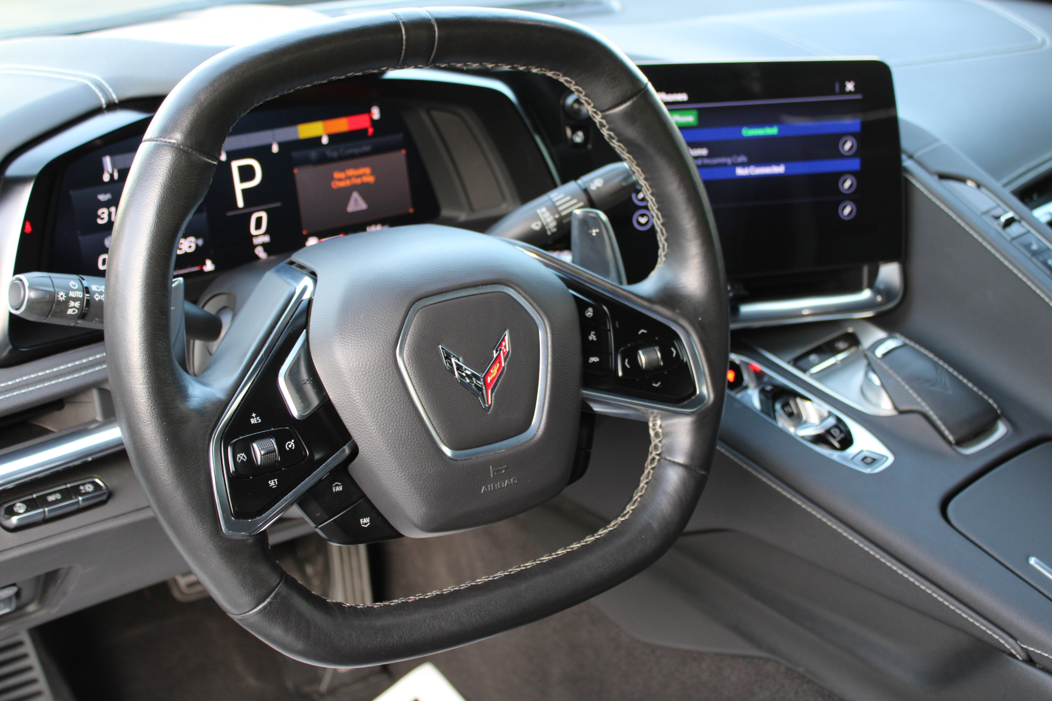 Chevrolet Corvette 2dr Stingray Cpe w/2LT 2020