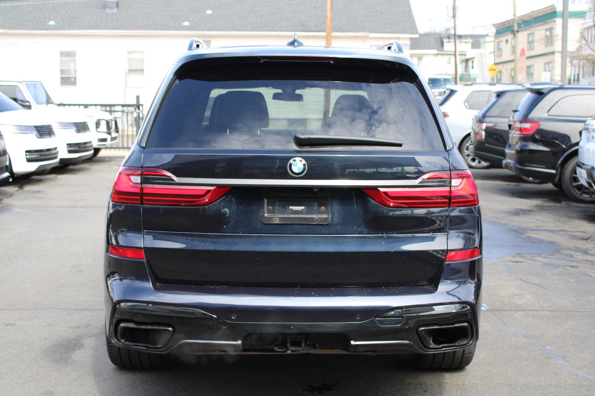 BMW X7 xDrive40i Sports Activity Vehicle 2019