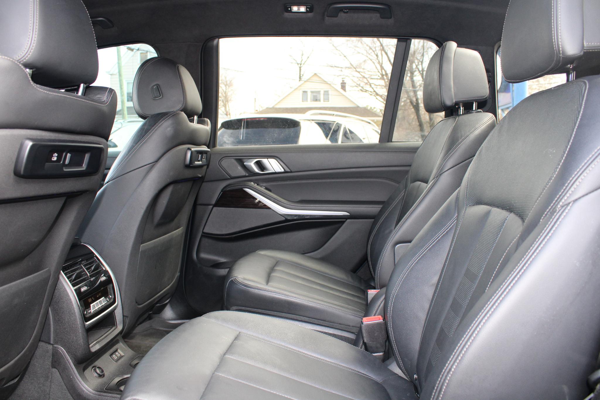 BMW X7 xDrive40i Sports Activity Vehicle 2019