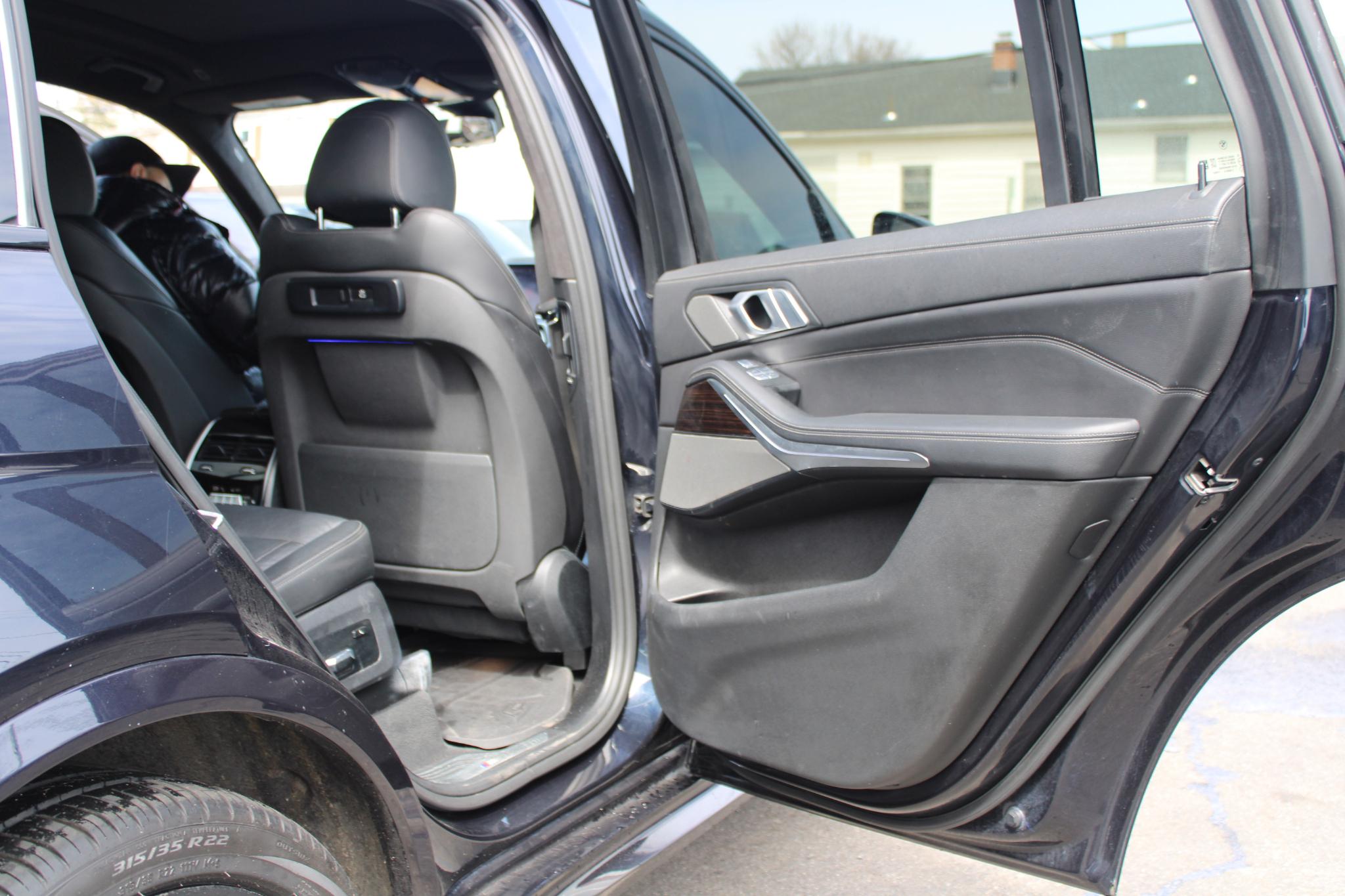 BMW X7 xDrive40i Sports Activity Vehicle 2019