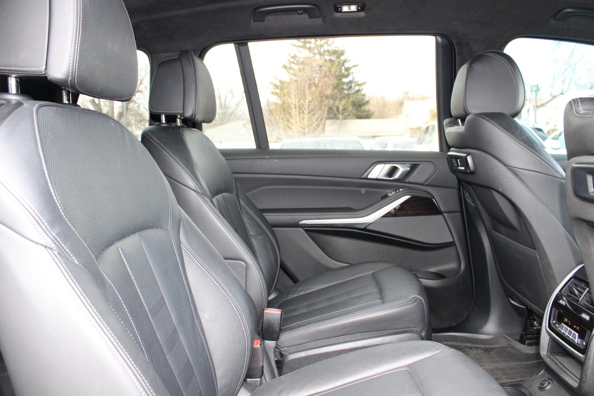 BMW X7 xDrive40i Sports Activity Vehicle 2019