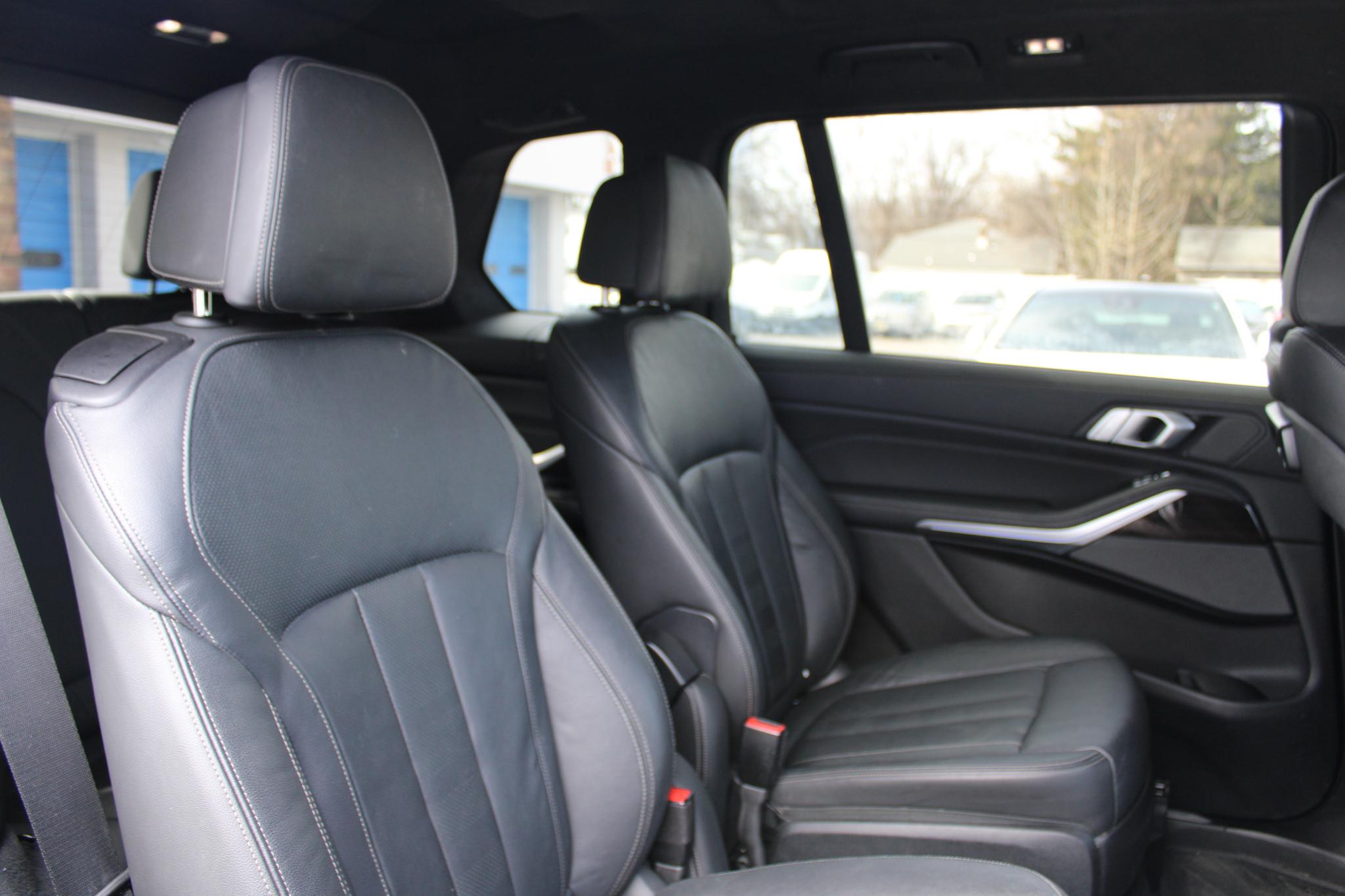 BMW X7 xDrive40i Sports Activity Vehicle 2019