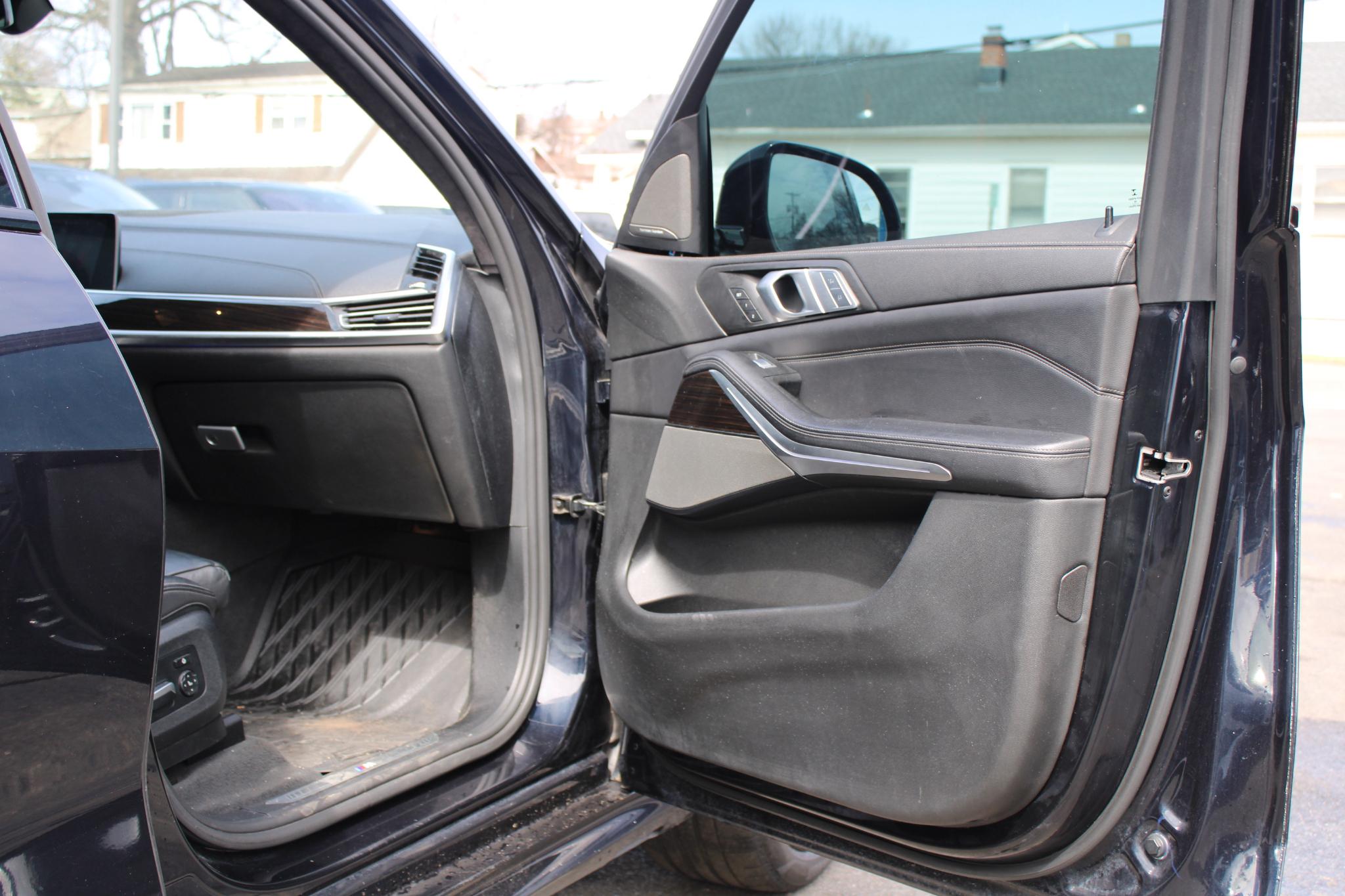 BMW X7 xDrive40i Sports Activity Vehicle 2019