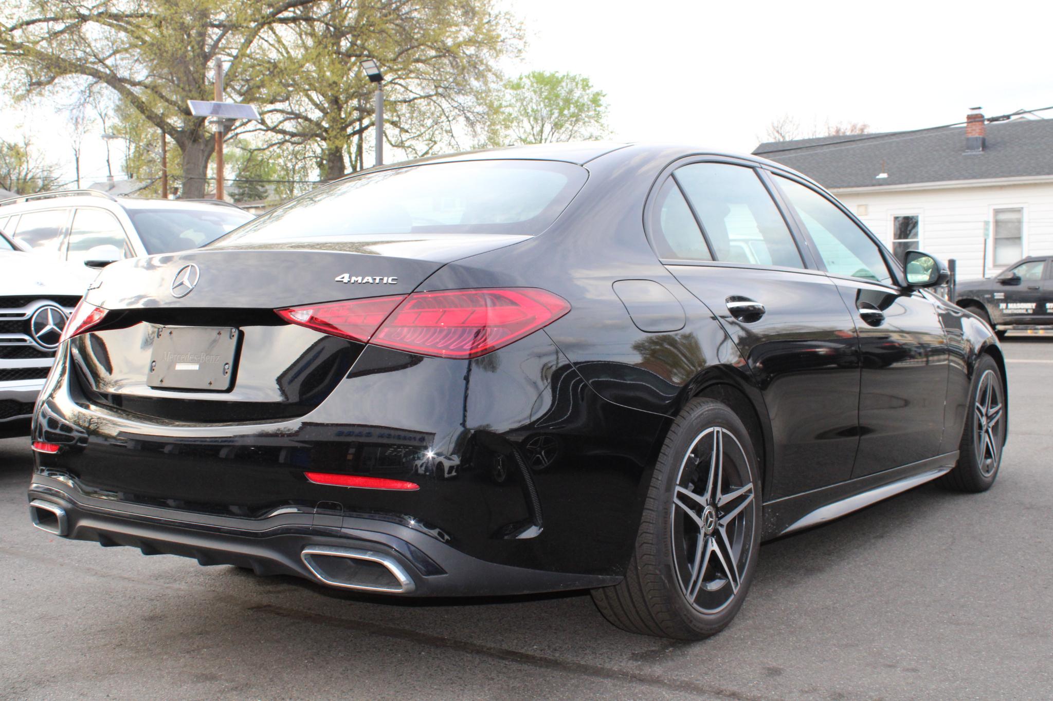 Mercedes-Benz C-Class C 300 4MATIC Sedan 2023
