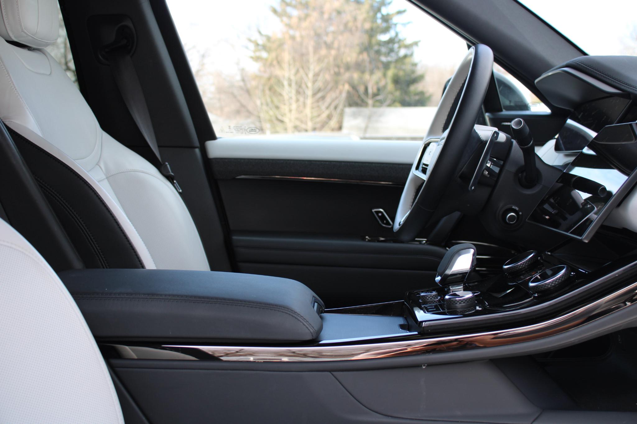 Land Rover Range Rover Sport P400 SE Dynamic 2023