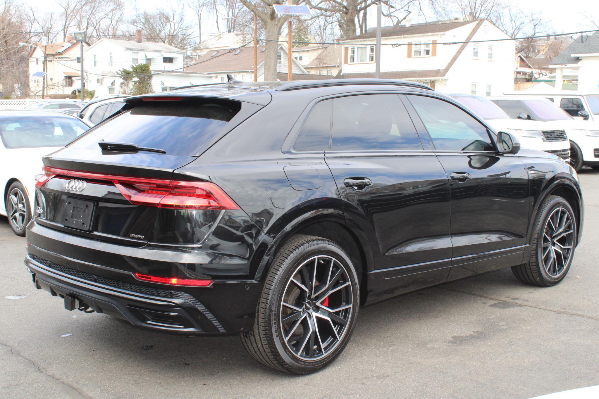 Audi Q8 Premium Plus 55 TFSI quattro 2023