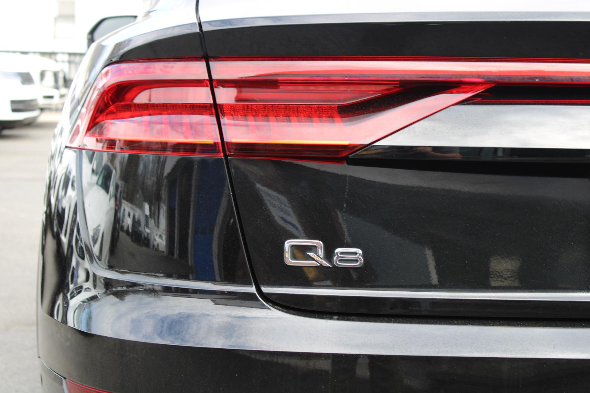 Audi Q8 Premium Plus 55 TFSI quattro 2023