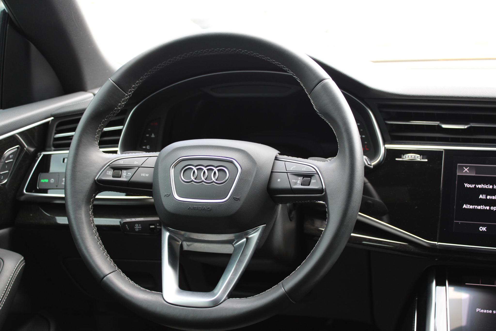 Audi Q8 Premium Plus 55 TFSI quattro 2023