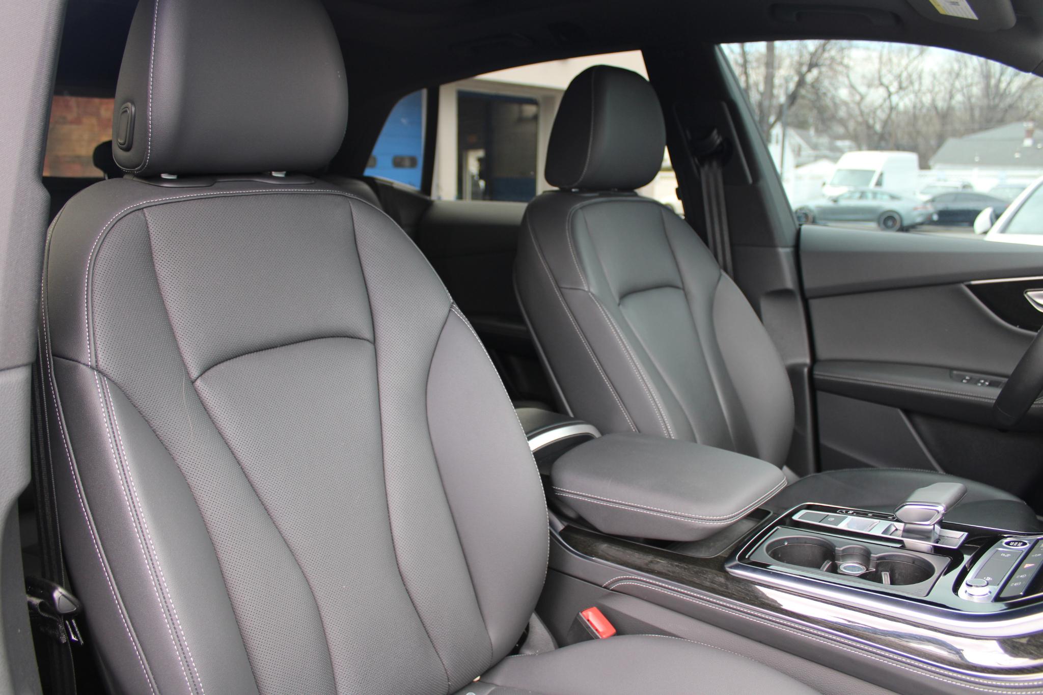 Audi Q8 Premium Plus 55 TFSI quattro 2023