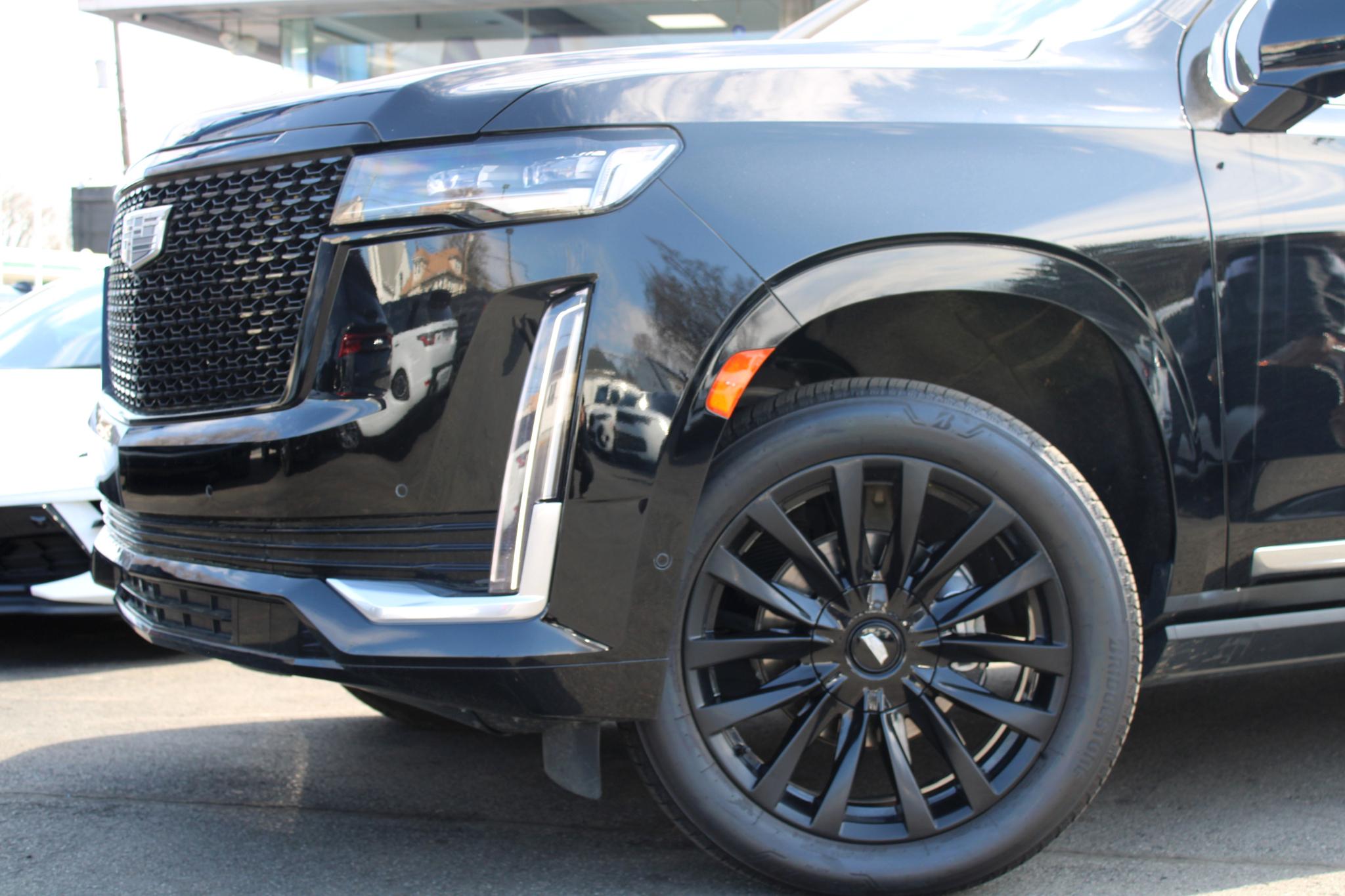 Cadillac Escalade ESV 4WD 4dr Premium Luxury 2022